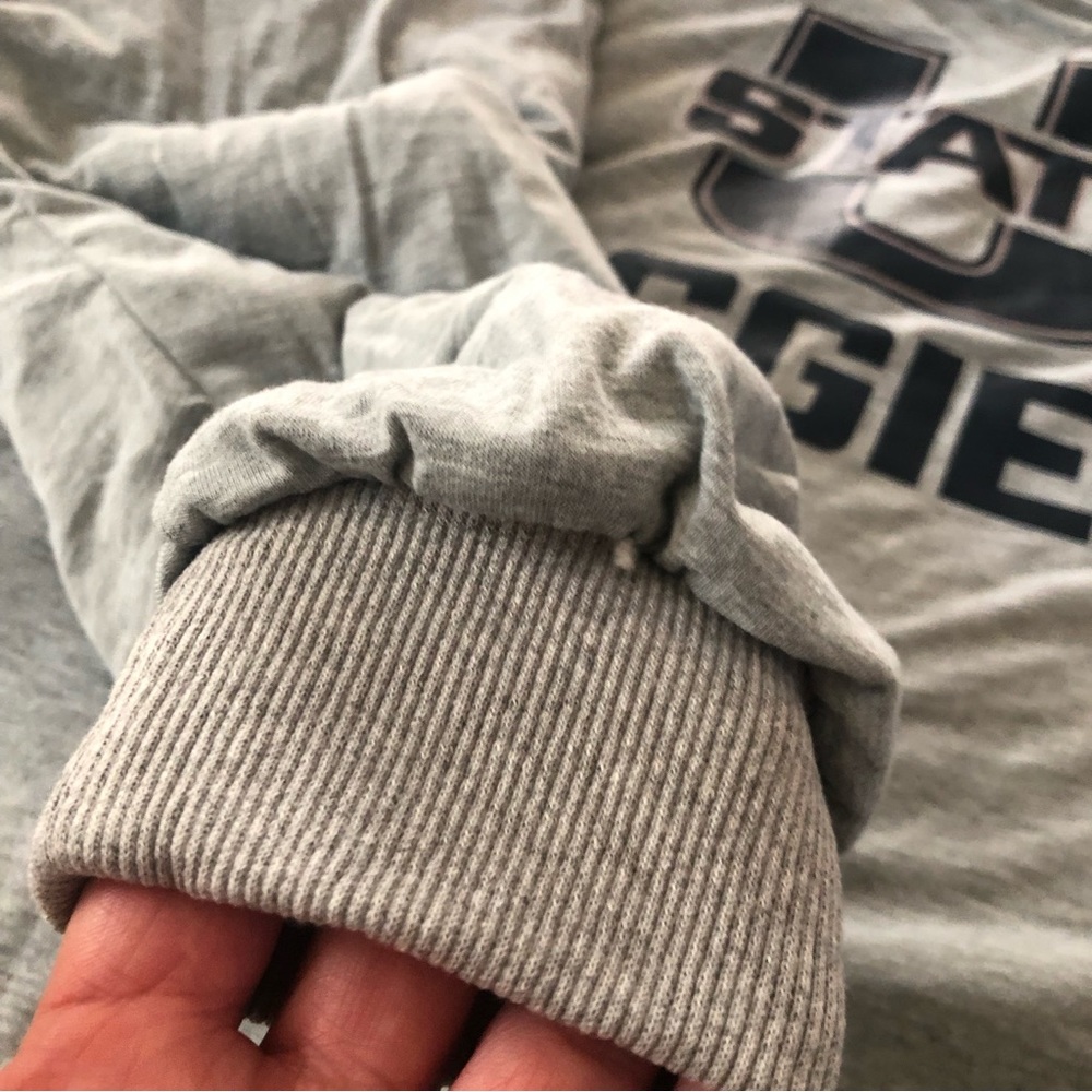 NWT Utah State Aggies Team, Oversized Reversible Hoodeez Sweatshirt - Picture 5 of 13